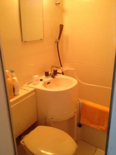 Single Room - Non-Smoking