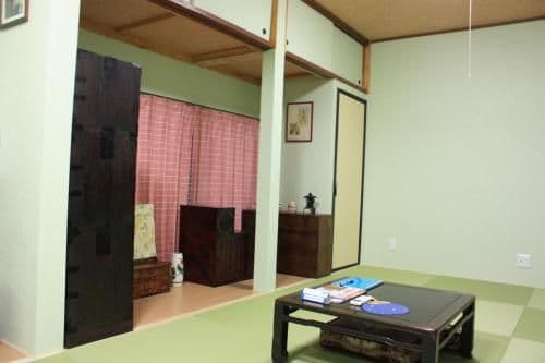 6-Bed Mixed Dormitory Room