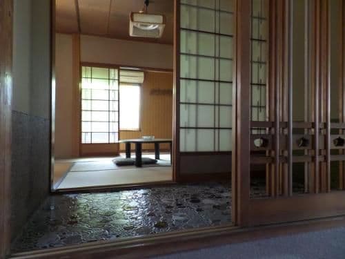Japanese-Style Twin Room with Shared Bathroom