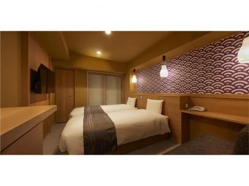 Twin Room with Shower