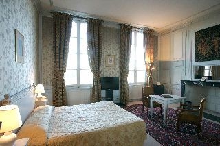 Anne D'Anjou3