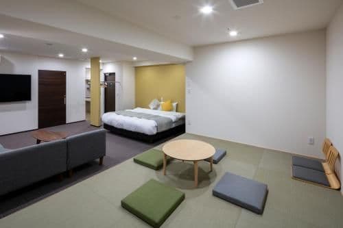Deluxe Suite with Spa Bath