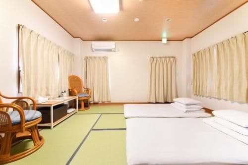 Deluxe Family Suite