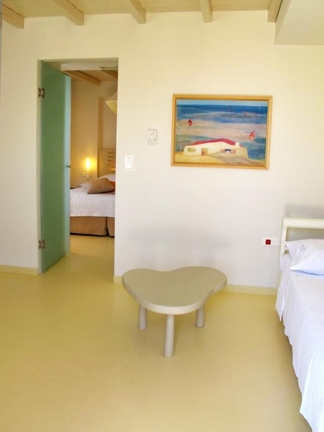 SUITE TWO BEDROOMS