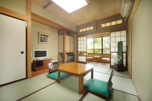 Japanese-Style Twin Room