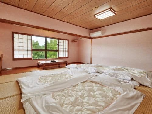 Japanese-Style Family Room