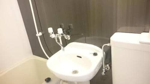 Corner Triple Room - Non-Smoking