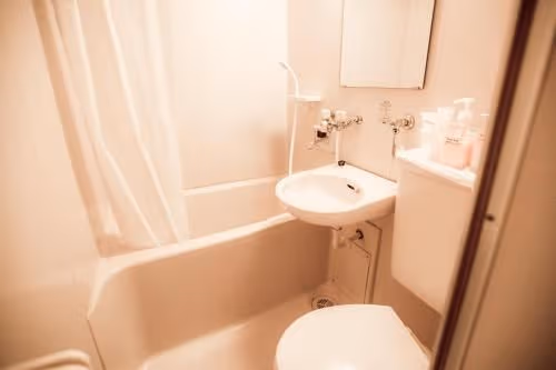 Two-Bedroom Apartment with One Private Bathroom E1