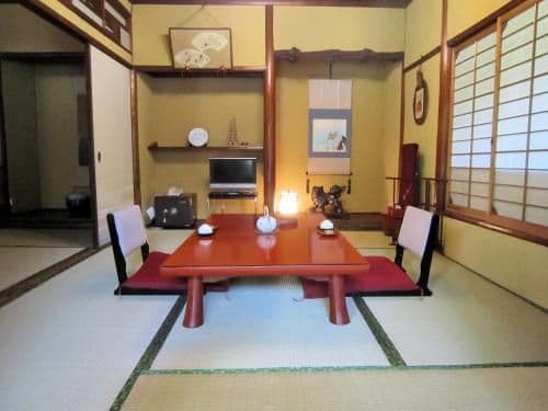 Japanese-Style Room