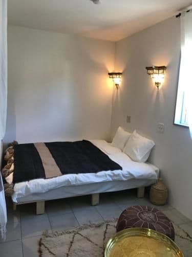 Queen Room with Shared Bathroom