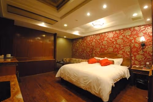 Large Double Room