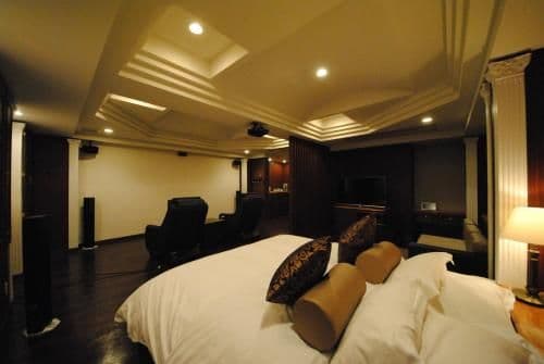 Large Double Room