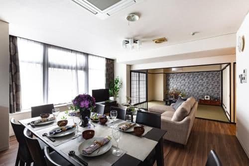 Big Family Room in Tsuruhashi Big Family Room in Tsuruhashi