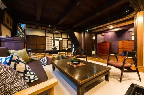 Quadruple Room with Shared Bathroom