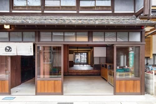 Standard Japanese-Style Townhouse - Tsuda Omoya