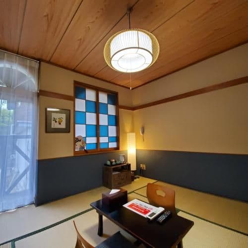Japanese-Style Twin Room with Shared Bathroom