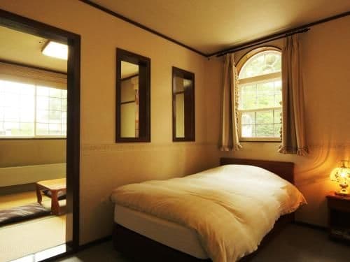 Twin Room with Tatami Area with Shared Bathroom