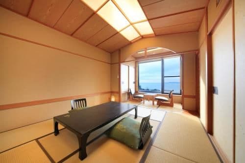 Japanese-Style Room
