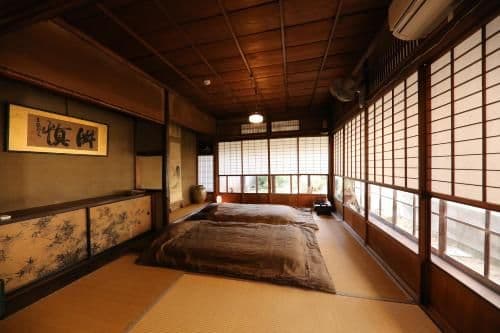 Japanese-Style Room with Shared Bathroom