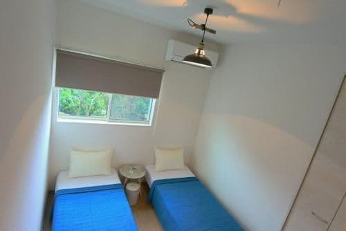 Twin Room with Shared Bathroom