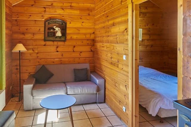 CHALET CAPACITY 2