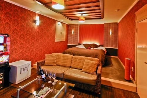 Hotel Serena (Love Hotel)4