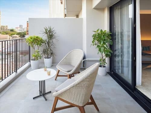 Garden Terrace Twin (2nd Floor)