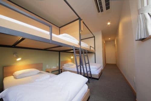 Quadruple Room with Private Bathroom