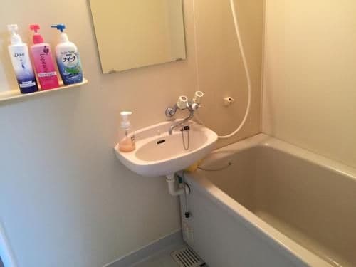 Economy Triple Room
