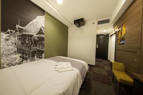 Theater Double Room with Small Double Bed - Non-Smoking
