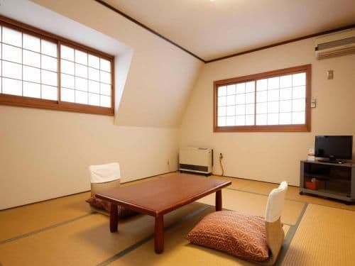Japanese-Style Quadruple Room