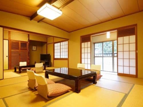 Japanese-Style Quadruple Room