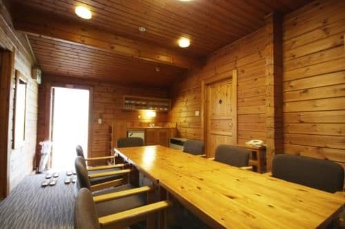 Cottage 8 Adults - Non-Smoking (West Building)