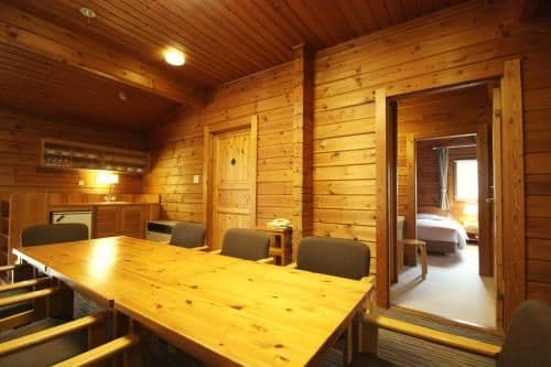 Cottage 8 Adults - Non-Smoking (West Building)
