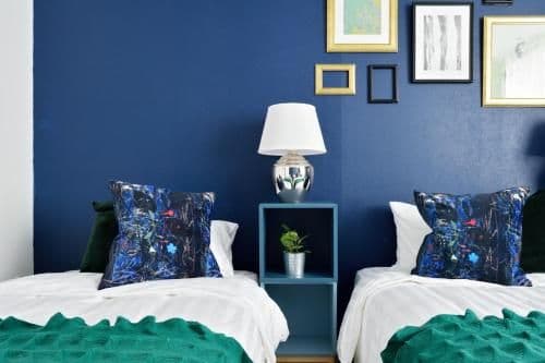 Deluxe Family Room