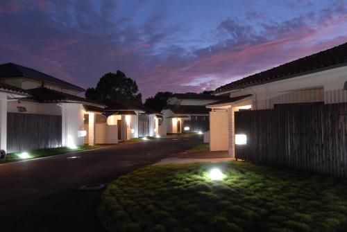 Grand Villa0