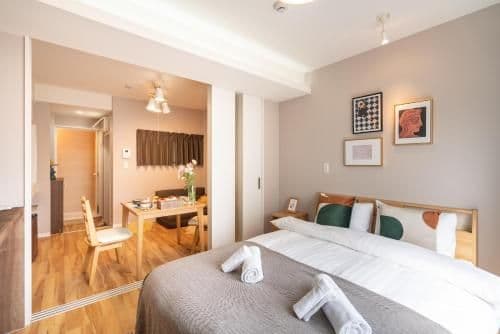 Double Room (1 Adult + 1 Child)
