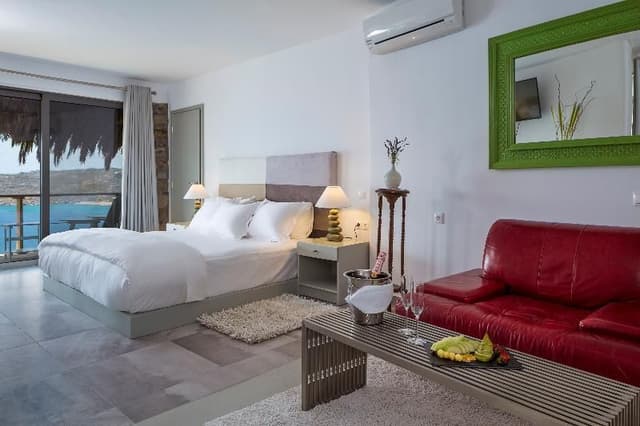 SUITE DELUXE SEA VIEW