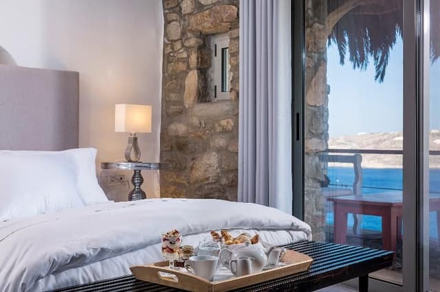 SUITE SUPERIOR SEA VIEW