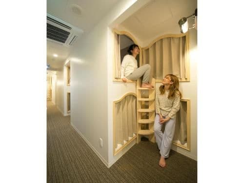 Bunk Bed in Mixed Dormitory Room