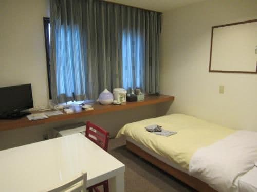 Single Room - Non-Smoking