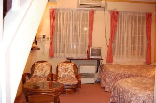 Maisonette with Shared Bathroom