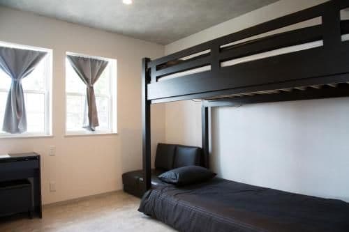 Economy Triple Room