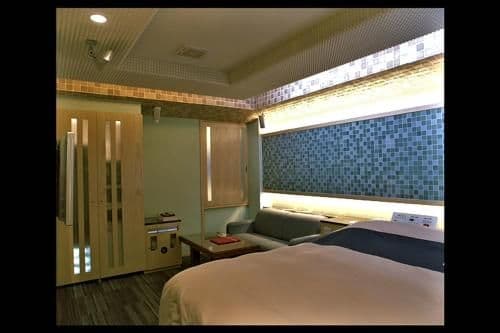 Standard King Room