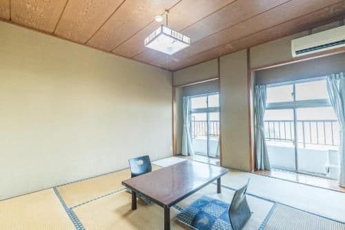 Japanese-Style Triple Room with Shared Bathroom - Smoking