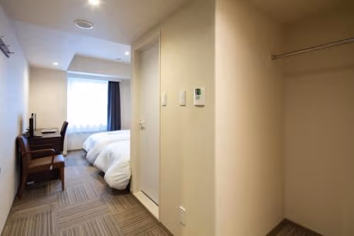 Twin Room - Non-Smoking