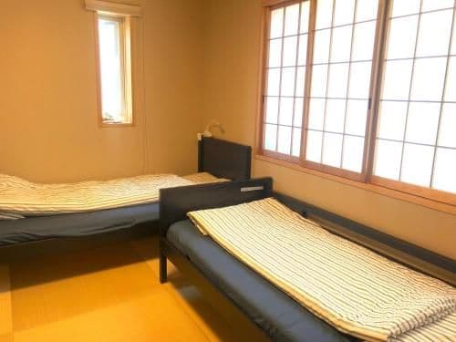 Twin Room with Shared Toilet