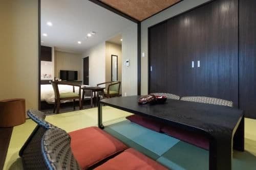 Quadruple Room with Private Bathroom