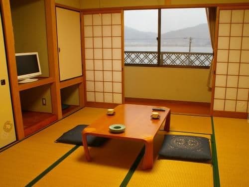 Japanese-Style Room