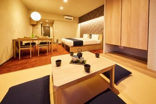 Deluxe Japanese Room